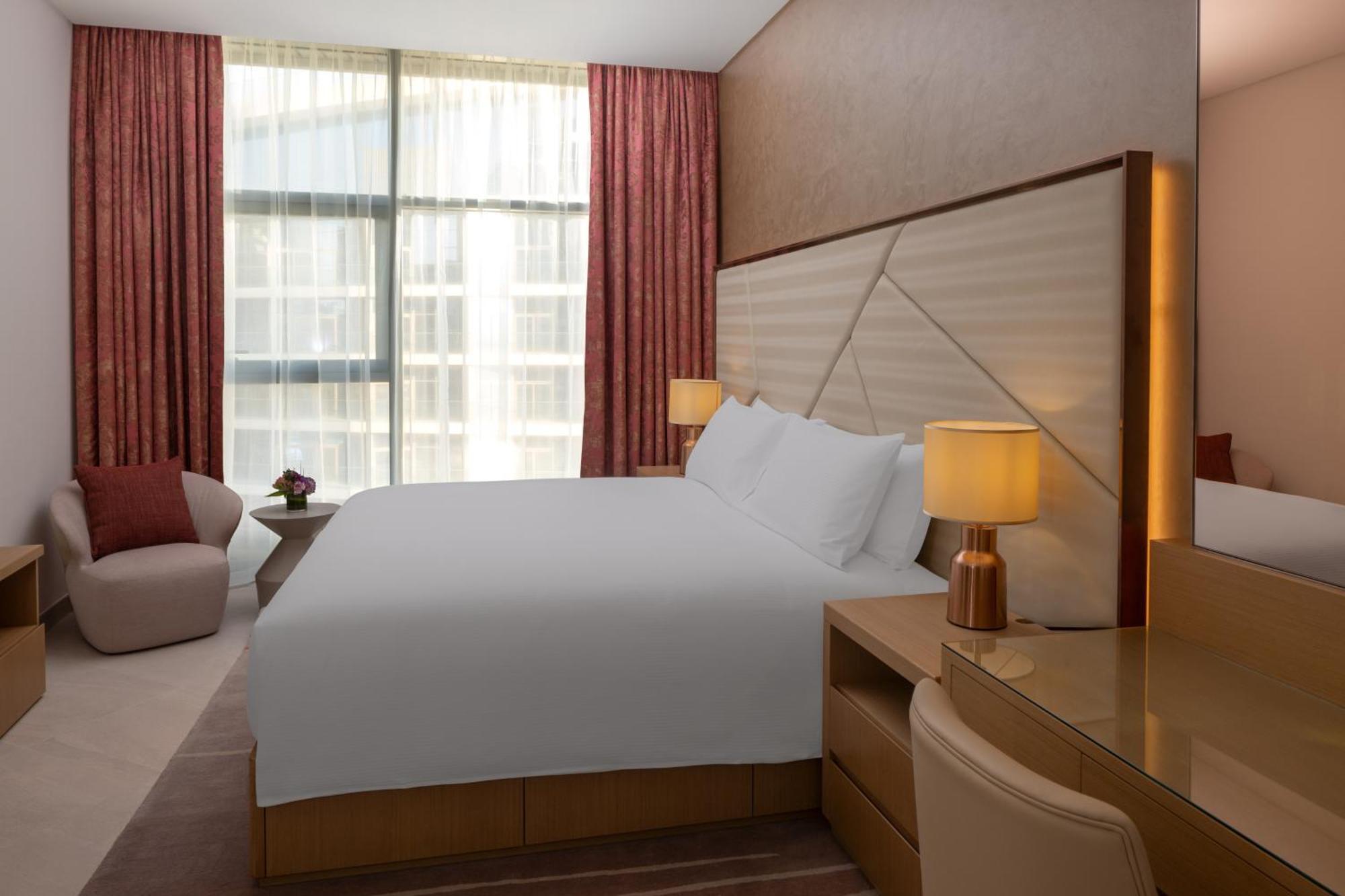 Hilton Dubai Creek Hotel & Residences Exterior photo
