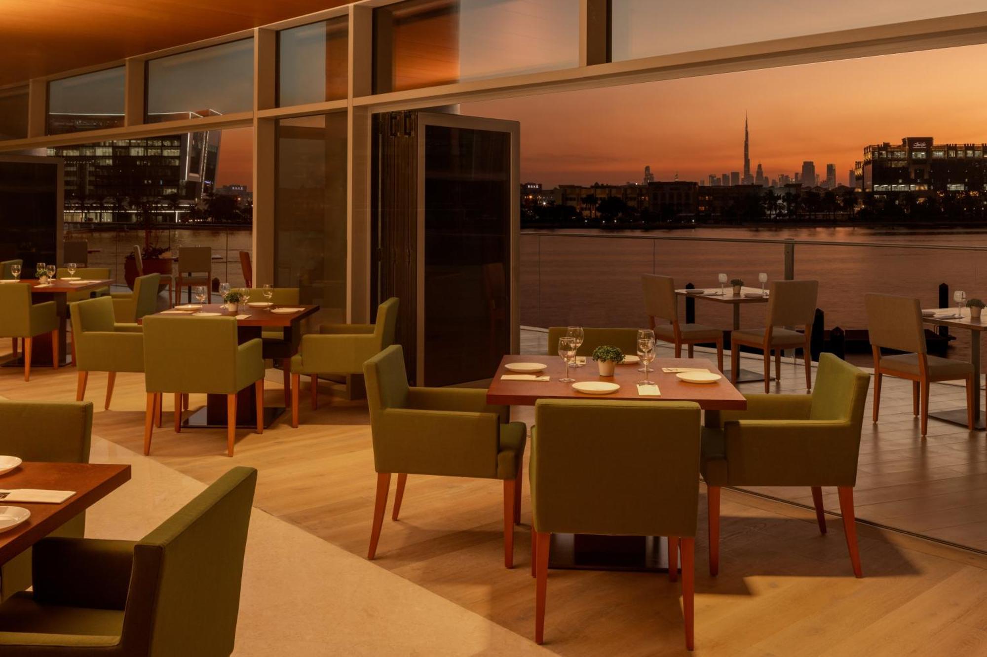 Hilton Dubai Creek Hotel & Residences Exterior photo